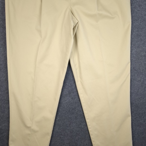 LL Bean Classic Fit Pleated Chinos Mens 42x32 Khaki Tan Cotton Pants - Picture 6 of 14